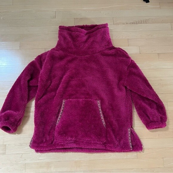 Sundance Sasha Cozy Sweatshirt in Magenta Fuchsia Pink  M NWOT - Picture 2 of 9